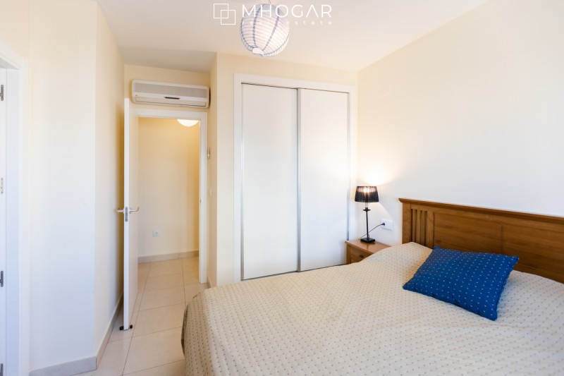 Calpe- Precioso apartamento ubicado en segunda linea de playa a la venta! 